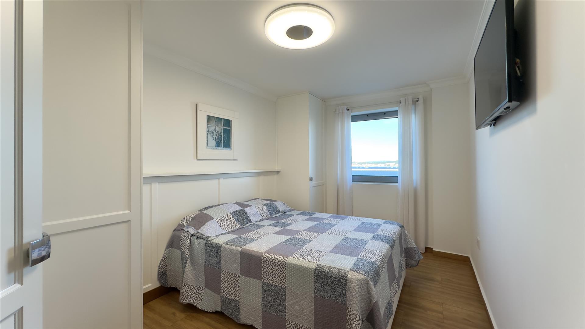 Image of Apartment - 4 Bedrooms - 2 Bathrooms for Sale in Waterport Terraces-Gibraltar, Image 6